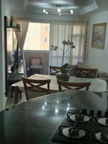 Aluga-se Apartamento ALTO PADRÃO MOBILIADO ( 2 quadras do Shopping Palladium).