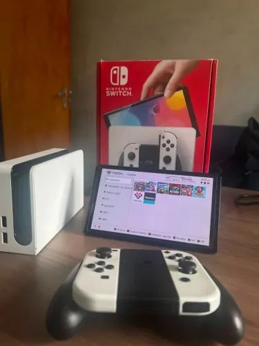 Nintendo Oled Desbloqueado com caixa
