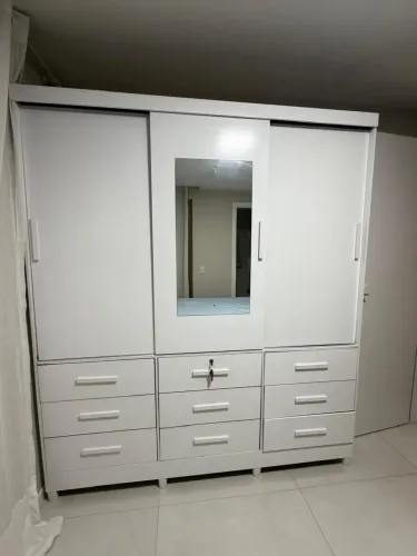 Guarda Roupa 3 portas (equivalente a 6) Branco