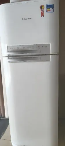 Geladeira electrolux Frost Free DF50