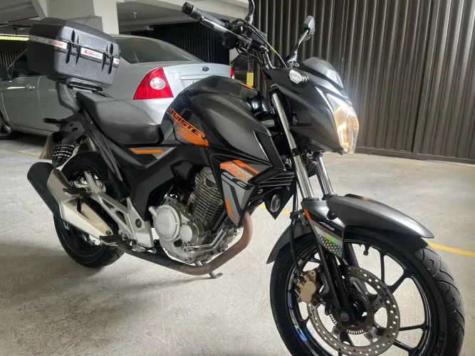 CB Twister 250 ABS 2021 - Aceita troca