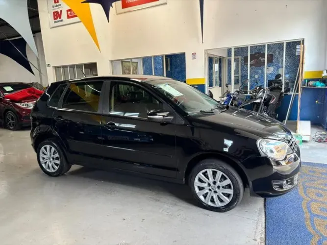 Volkswagen Polo 1.6 E-flex 8V 5P 2013