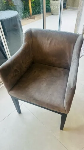 Poltronas mesa de jantar