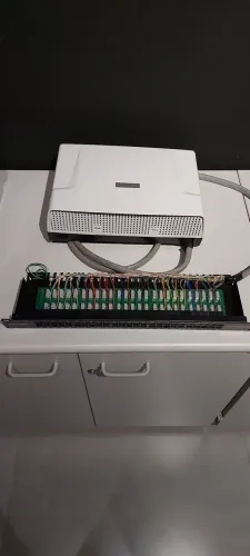 PABX Impacta 68i com Voice Panel instalado