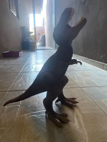 Dinossauro T-Rex com Som