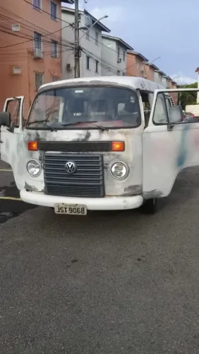 Volkswagen Kombi Standard 1.4 MI Total Flex 8V 2010
