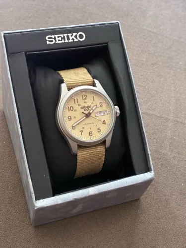 Relógio Seiko 5 sports field