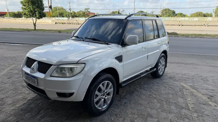 Mitsubishi Pajero TR4 2.0 Flex 16V 4X2 Aut. 2013