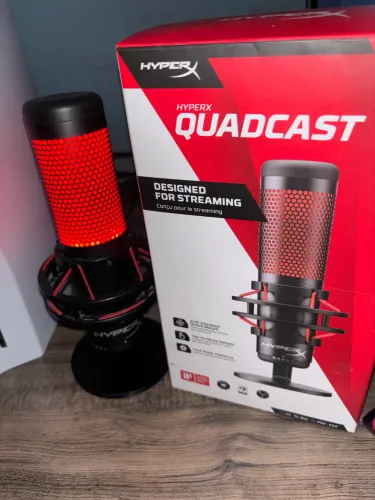 Microfone HYPERX Quadcast