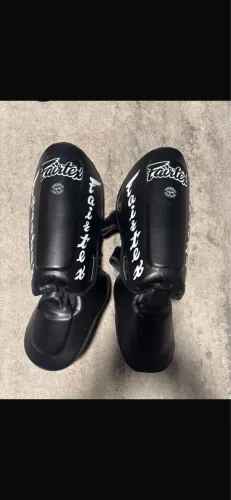 Caneleira fairtex | M | Muay Thai