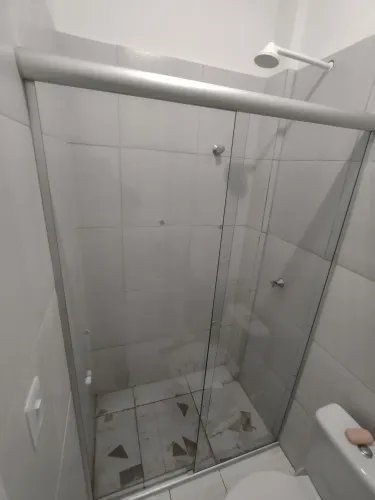 Box de banheiro na promoção
