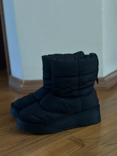Bota puffer zara