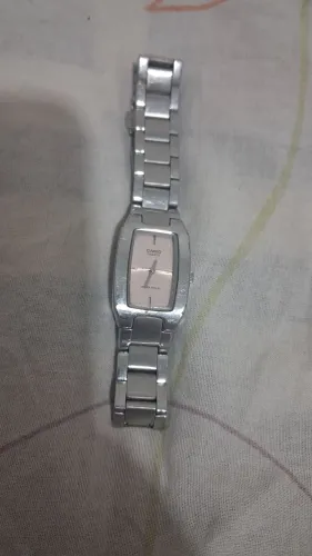 Relógio CASIO modelo LTP1165A-4C no estado