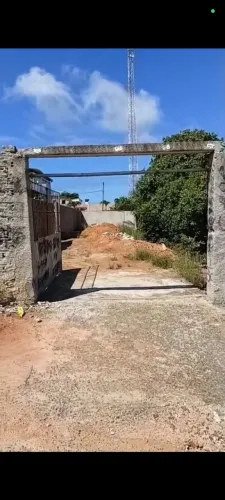 VENDE SE TERRENO EM ITAMARACÁ COM PISCINA. 