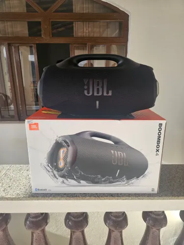 JBL Boombox 4