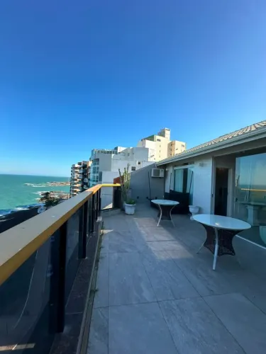 Cobertura à Venda no Centro de Guarapari Exclusividade, Amplitude e Vista para o Mar