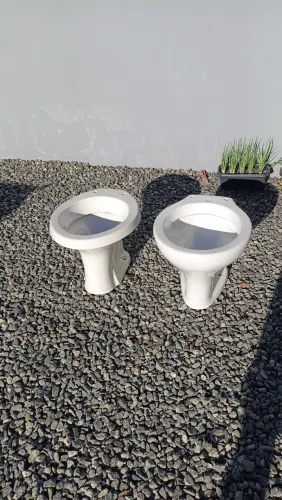 Vaso sanitário branco