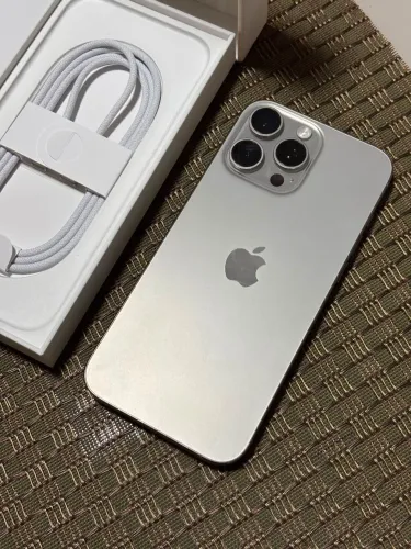 Iphone 16 PRO MAX 256 Gb (na garantia)