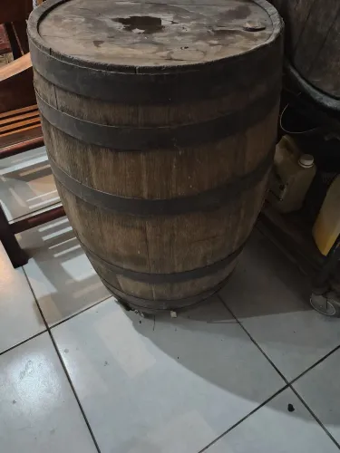 Barril carvalho europeu 200 litros curado 