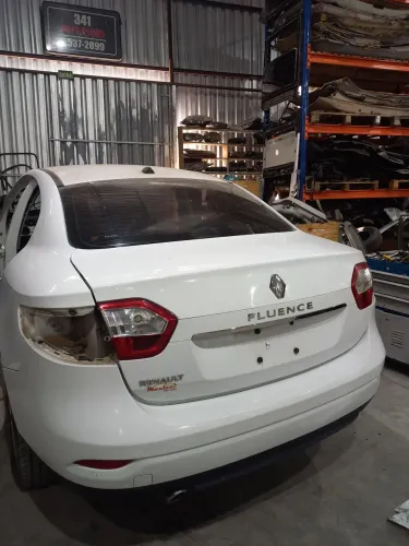 Sucata Renault Fluence 2015