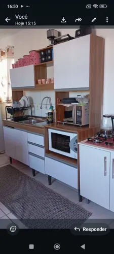 Vendo armário de cozinha compacta 