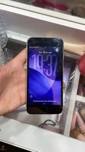 iPhone SE 