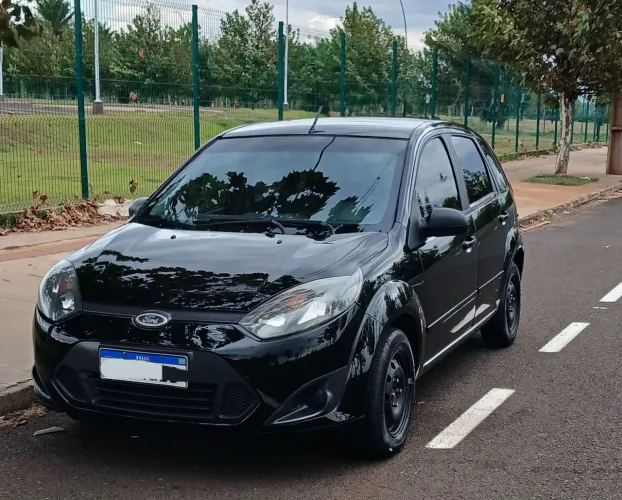 Ford Fiesta SE 1.6 8V Flex 5P 2014