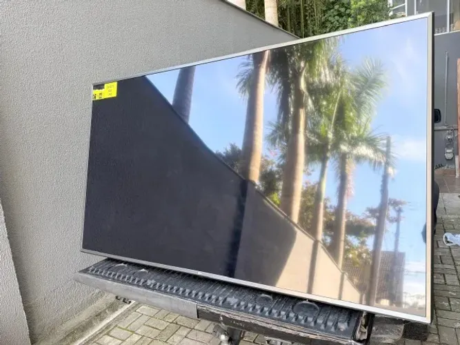 Smart TV LG 75" 4K UHD - 75UN8000PSB - para Conserto