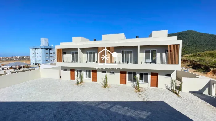 Casa com 2 Suítes no Centro de Imbituba | Condomínio Villa Ametista