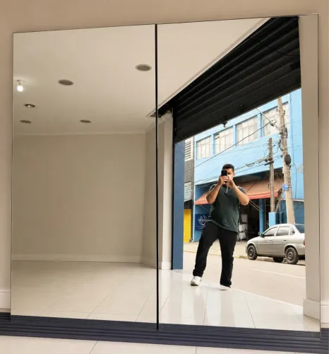 Espelho grande academia closet salão