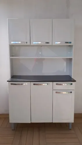 Armário de cozinha em aço Atatiaia 