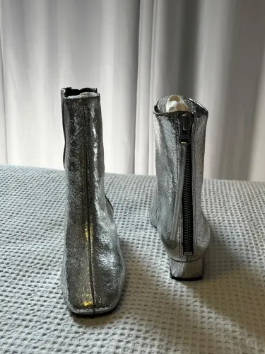 Bota Schütz