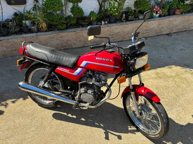 Vendo CG 125 1983