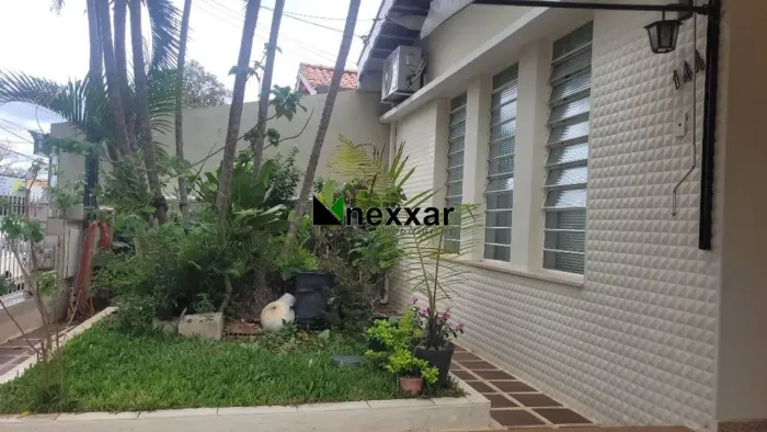 Casa com 3 dormitórios à venda, 287 m² por R$ 870.000 - Vila Santo Antônio - Valinhos/SP