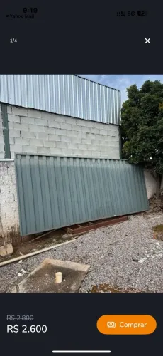 Portão Todo Fechado em Chapa de Aço 