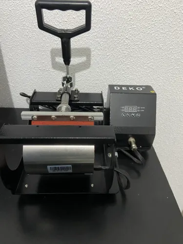 Prensa térmica Deko - para canecas, copos squeezes e garrafas.