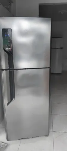 Vendo geladeira Electrolux frostfree