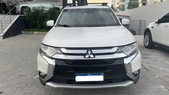 Mitsubishi Outlander Comfort 2.0 16V Aut. 2018