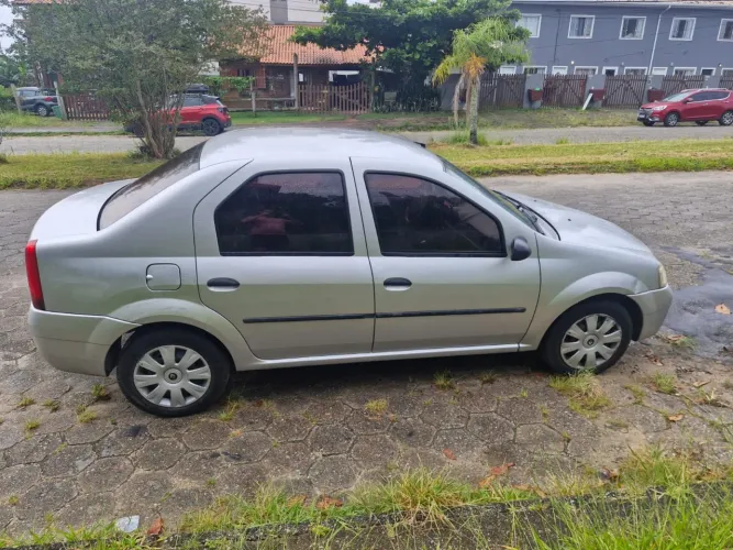 Renault Logan Expression Hi-flex 1.6 8V 4P 2009