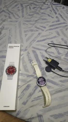 Samsung Galaxy Watch 6 Classic 43mm Prata - Completo na Caixa
