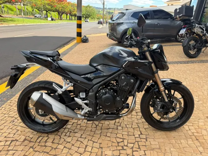 Honda CB 500f 2024
