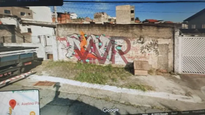 Terreno à Venda em Vila Talarico, São Paulo.