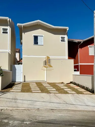 Condomínio Residencial Flamboyant - Casa à venda no bairro Parque Residencial Indaiá - Ind