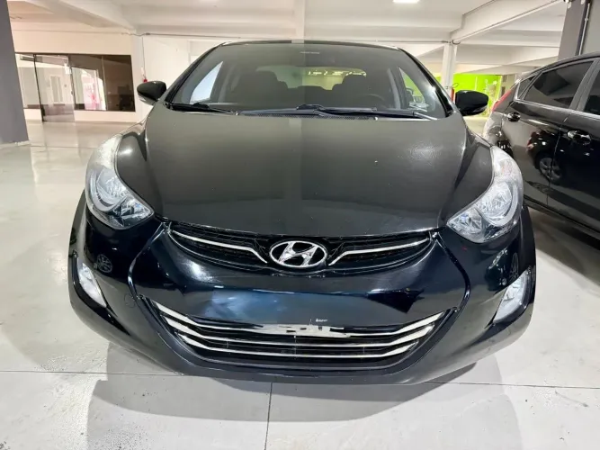 Hyundai Elantra GLS 2.0 16V Flex Aut. 2014