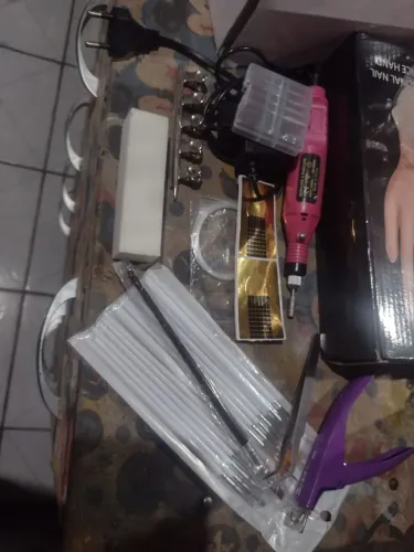 Vendo mini kit de unha em gel pro r$ 50