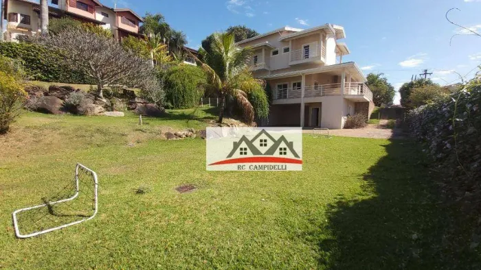 Casa em condomínio fechado em Valinhos- MOINHO DE VENTO