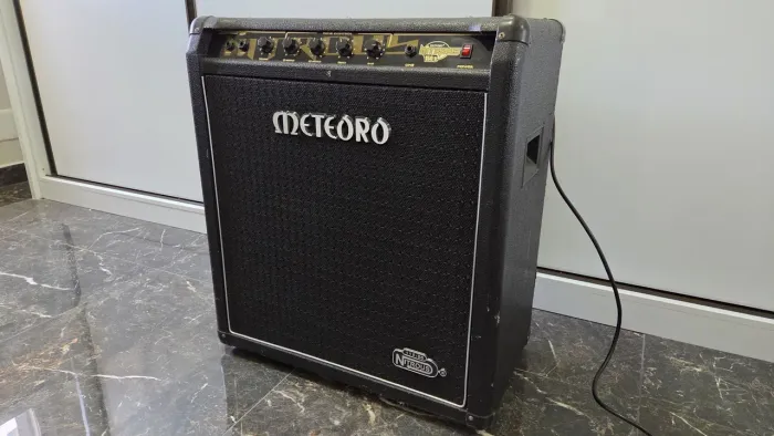 Cubo para contrabaixo Meteoro 150W