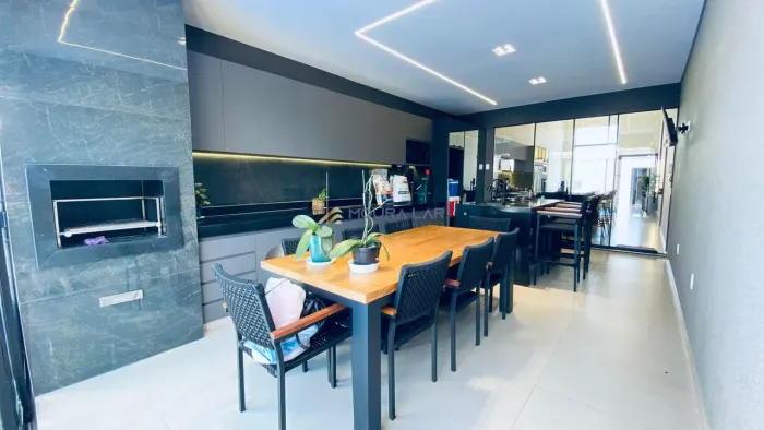 Casa moderna no Granville com piscina, área gourmet e pé-direito alto