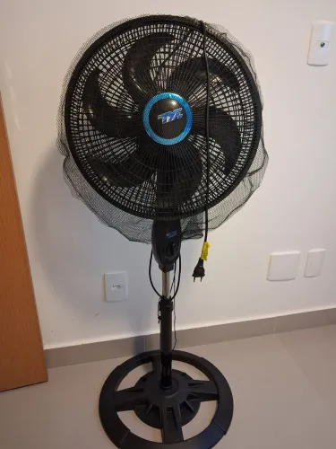 Ventilador de pé 47 cm novo