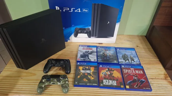 PS4 Pro 1TB + 2 Controles + 6 Jogos